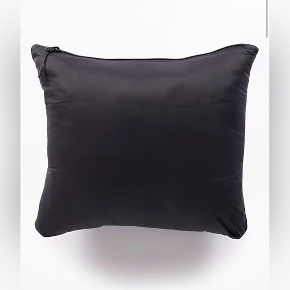 NWOT Athleta Aire Puffer Jacket l M - Picture 5 of 10